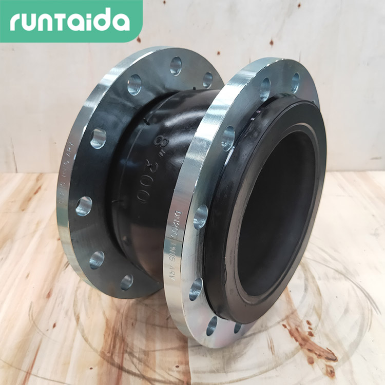 潤泰達-撓性橡膠接（jiē）頭可撓曲橡膠接頭可曲繞橡膠軟接（jiē）頭